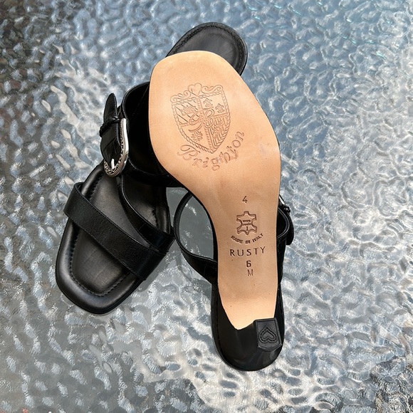 Brighton Ladies Slip on Heels in Black Leather with Croc Print Size 6M. - Picture 4 of 6